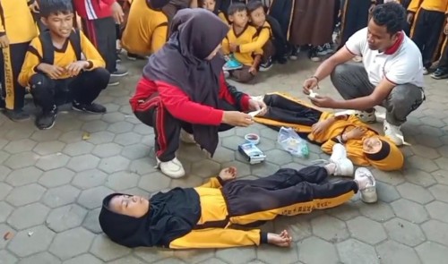 ムカルサリ第一小学校 1