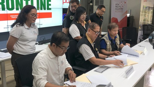 2 IMG_3808[MOA締結]4